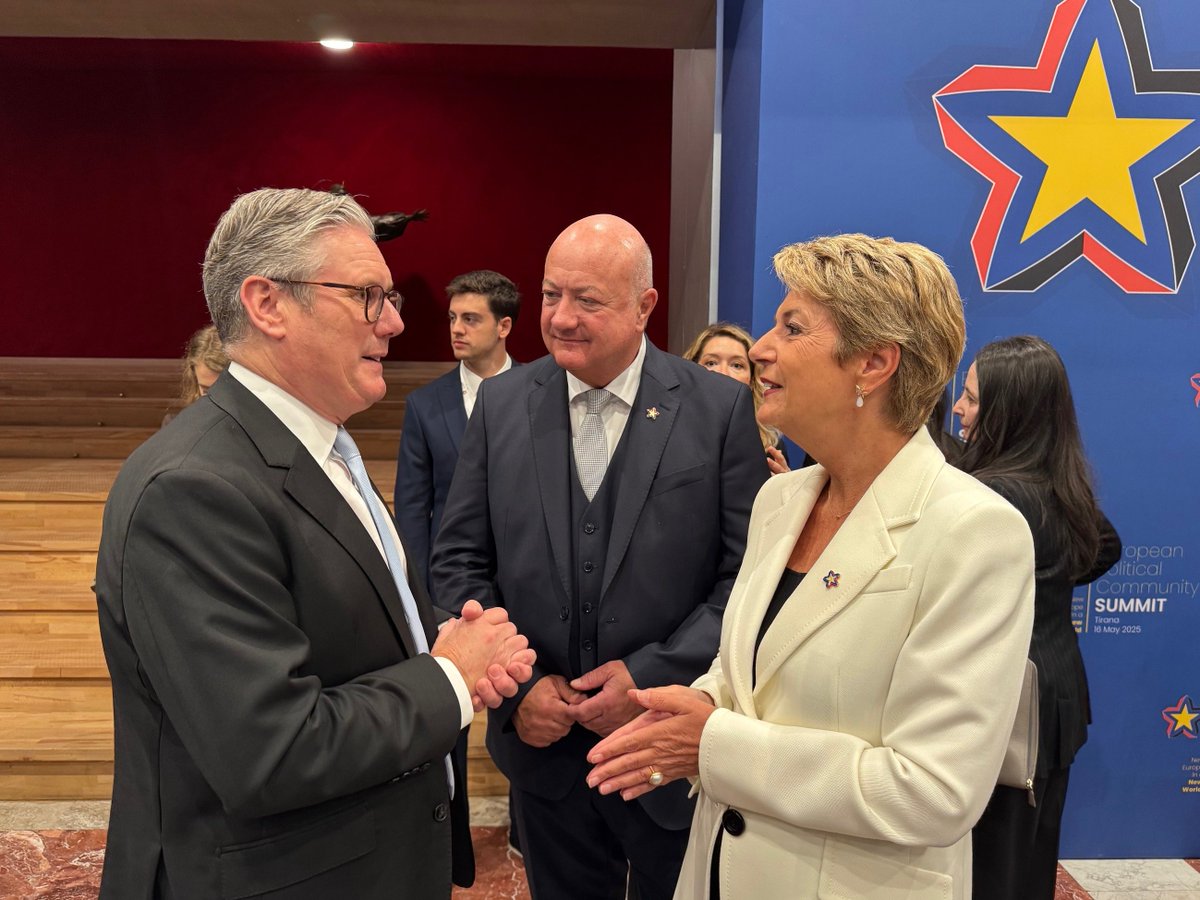 Karin Keller-Sutter (@keller_sutter) on Twitter photo Dialogue and cooperation at the summit meeting of the European Political Community <a href="/EPC_Tirana/">EPC_Tirana</a>. Interesting discussions with President <a href="/EmmanuelMacron/">Emmanuel Macron</a> 🇫🇷, Chancellor <a href="/_FriedrichMerz/">Friedrich Merz</a> 🇩🇪, Prime Minister <a href="/donaldtusk/">Donald Tusk</a> 🇵🇱, and Prime Minister <a href="/Keir_Starmer/">Keir Starmer</a> 🇬🇧. Dialogue and cooperation at the summit meeting of the European Political Community <a href="/EPC_Tirana/">EPC_Tirana</a>. Interesting discussions with President <a href="/EmmanuelMacron/">Emmanuel Macron</a> 🇫🇷, Chancellor <a href="/_FriedrichMerz/">Friedrich Merz</a> 🇩🇪, Prime Minister <a href="/donaldtusk/">Donald Tusk</a> 🇵🇱, and Prime Minister <a href="/Keir_Starmer/">Keir Starmer</a> 🇬🇧.