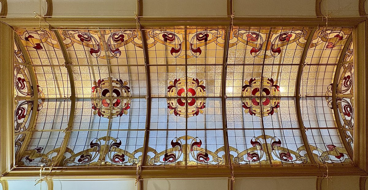 🎉 A new chapter begins at the Museum!
Discover stunning 19th-century decorative arts, Belgian Art Nouveau &amp; Art Deco — including Horta’s breathtaking winter garden 🌿
📅 Free opening weekend: June 13–15
🔗 tinyurl.com/5fw94mkb
#ArtNouveau #ArtDeco #VictorHorta #MuseumOpening