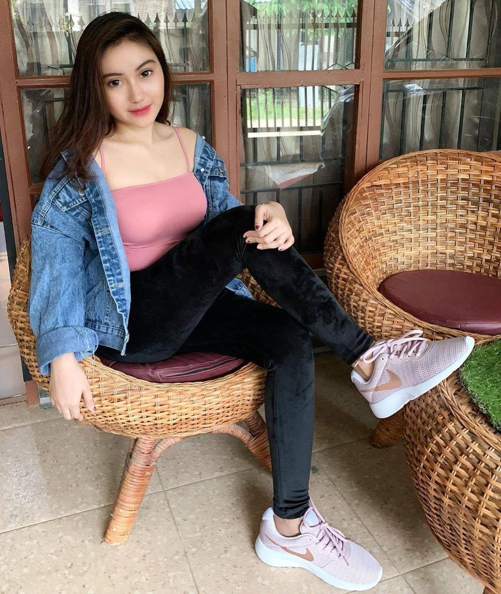 YOGA tadi sore sanget seru banget
#fypシ #PemersatuBangsa #CewekSeksi #Pusatliga88