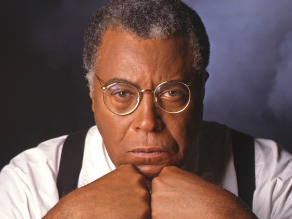 thegameawards's tweet photo. A generative AI version of James Earl Jones' iconic Darth Vader voice is now available in Fortnite.

“We hope that this collaboration...will allow both longtime fans of Darth Vader and newer generations to share in the enjoyment of this iconic character," said Jones' family. https://t.co/kdn15FBRPA