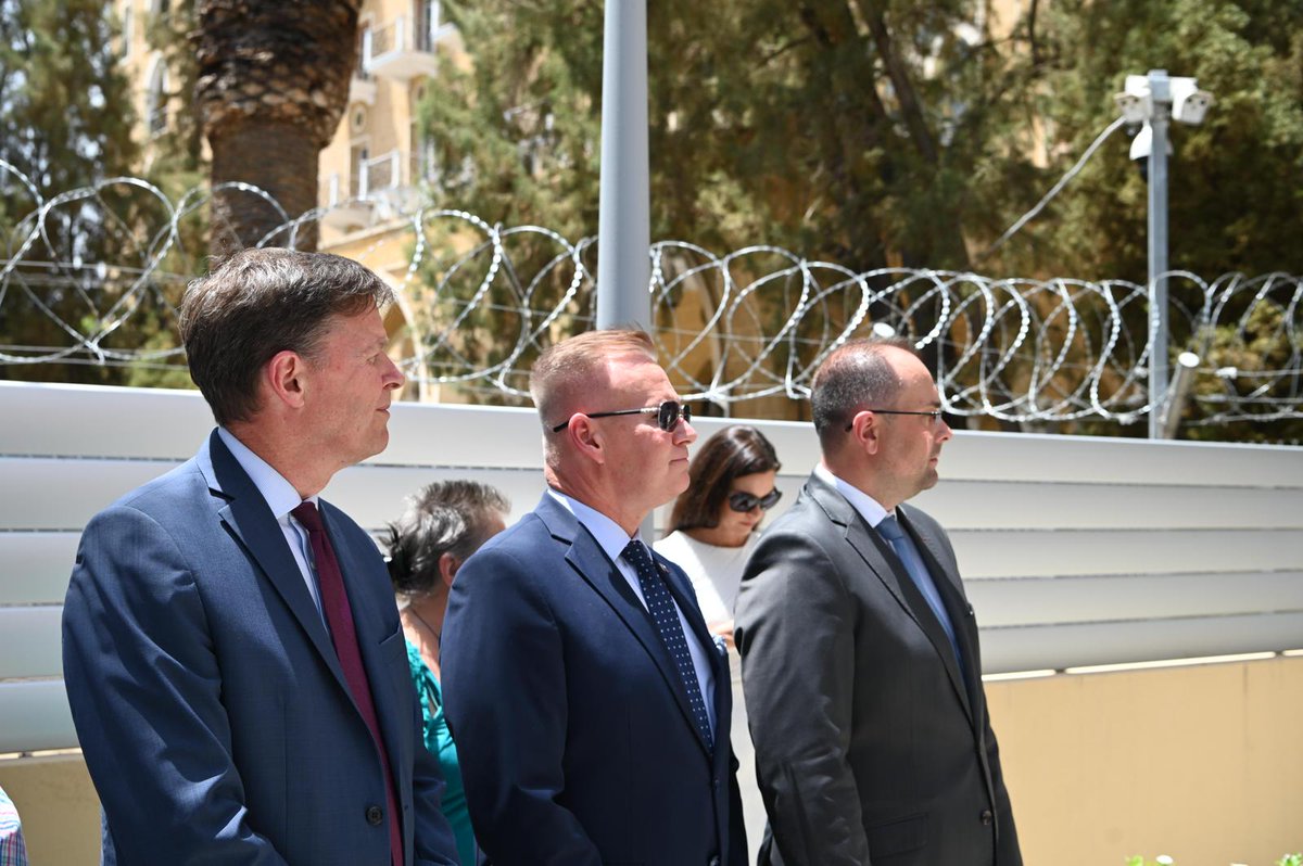 UN_CYPRUS's tweet photo. Top @UN official in #Cyprus Colin Stewart, addressed the anniversary of the bi-communal political party dialogue hosted by the #Slovak Embassy in Cyprus at the Ledra Palace Hotel in the @UN #bufferzone. 
He thanked #Slovakia 🇸🇰 for its important contribution to the peace process and to #UNFICYP.
Stewart and guest of honor State Secretary Rastislav Chovanec watered symbolically the Tree of Peace.
#A4P #UNCyprusTalks @UNDPPA