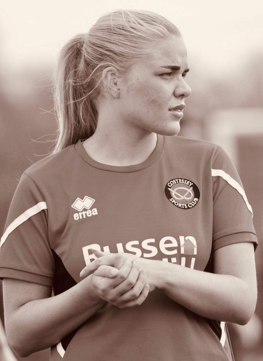 A Costessey legend leaves the club 😔.

Sunday will be Hannah Throwers last game for #thenorfolkreds before she heads off to University. 👏

10 years ➡️  played over 300 games and scored over 300 goals.

Captaining the team for the last 8 years.

Good luck in all you do Hannah.❤️
