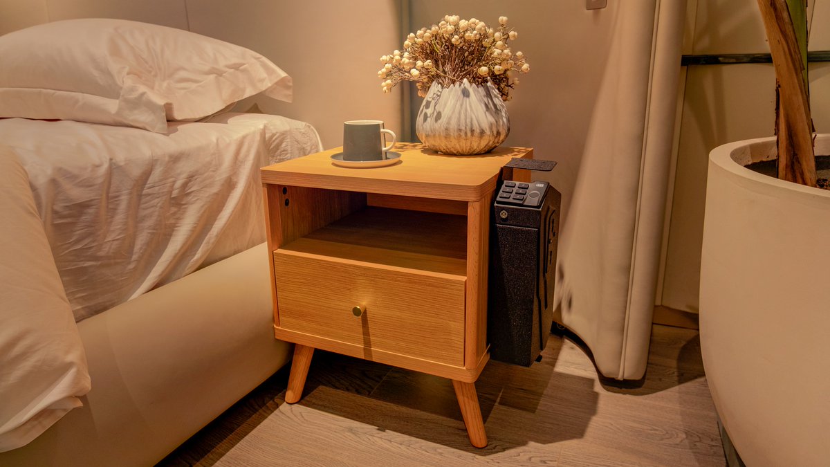 LanggerSafe's tweet photo. No more reaching, no more clutter — Langgersafe safes can be easily mounted beside your desk for fast, convenient access. 🔐
Perfect for your home office or workspace, its security fits seamlessly into your daily routine.
✅ Easy to install
✅ Saves space
✅ Always within reach
Langgersafe — Security made it simple.
#Langgersafe #DeskSafe #EasyAccess #SmartDesign #HomeSecurity #GunSafe #OfficeSetup