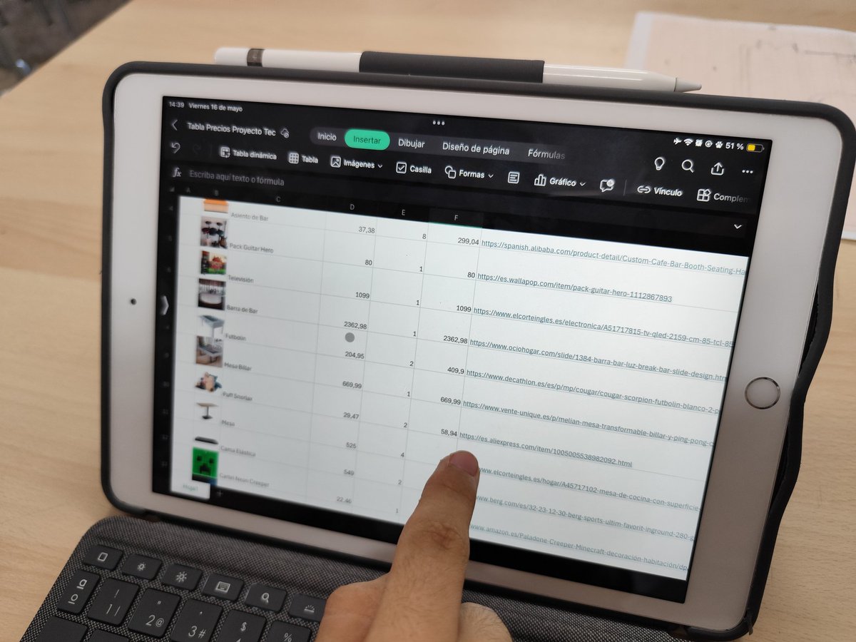 jaimemunne's tweet photo. #ABP Así de chulos estan quedando algunos de los proyectos de reforma del aula de tecnología que están realizando los alumnos de segundo de secundaria de @ColegioSalliver #technology #crecerenconfianza https://t.co/0EwpvN2mMS