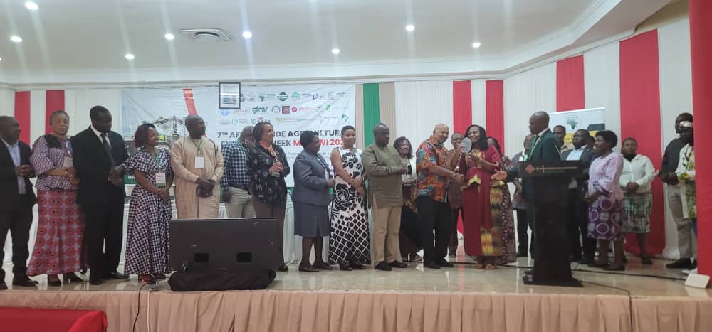 KeFAAS - Forum for Agricultural Advisory Services (@kefaask) on Twitter photo KeFAAS joins AFAAS in honoring Dr. Silim Nahdy, AFAAS outgoing Executive Director for his impactful leadership at #AAEW2025 Malawi. <a href="/afaas_ed/">Dr. Silim Mohammed Nahdy</a> Your dedication has shaped a lasting legacy for the African Agricultural Extension System. We Appreciate you! KeFAAS joins AFAAS in honoring Dr. Silim Nahdy, AFAAS outgoing Executive Director for his impactful leadership at #AAEW2025 Malawi. <a href="/afaas_ed/">Dr. Silim Mohammed Nahdy</a> Your dedication has shaped a lasting legacy for the African Agricultural Extension System. We Appreciate you!