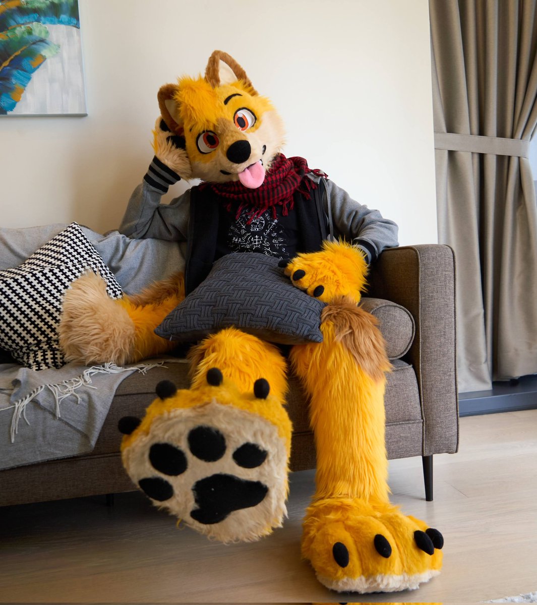 my paws are tired... 🐾 #FursuitFriday