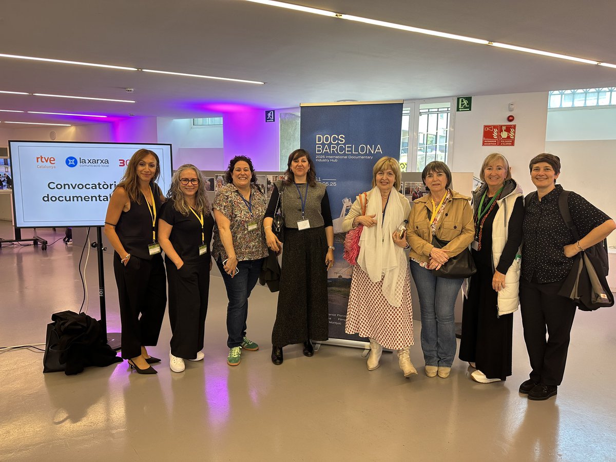 ArxiuTV3CR's tweet photo. Trobada de responsables d’arxius de televisió en el marc del festival @DocsBarcelona… un espai de debat i intercanvi d’experiències https://t.co/5LYfjstFKD