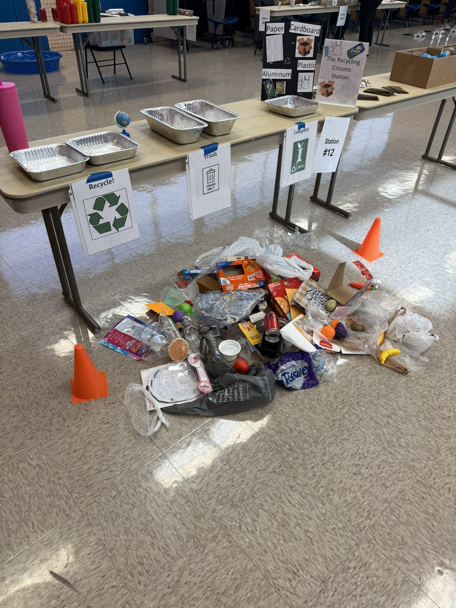Karla Jakubowski (@karlajakubowski) on Twitter photo Excited to be helping out manning the recycling station at the Mt. Hermon Pre-K STEAM Fair today! Social Studies and Science go hand in hand! #PPSShines <a href="/hmeducate/">H.M. Lewis</a> <a href="/PortsVASchools/">Portsmouth Schools</a> Excited to be helping out manning the recycling station at the Mt. Hermon Pre-K STEAM Fair today! Social Studies and Science go hand in hand! #PPSShines <a href="/hmeducate/">H.M. Lewis</a> <a href="/PortsVASchools/">Portsmouth Schools</a>