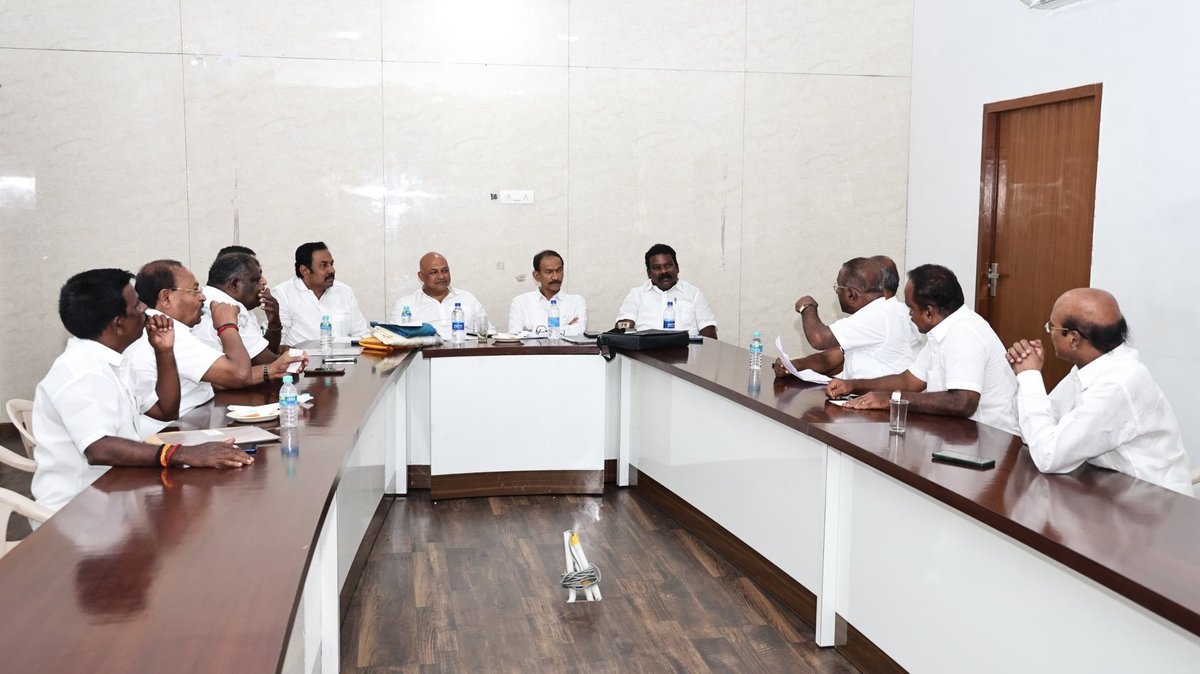 girishgoaINC's tweet photo. A consultative meeting with senior Congress functionaries from Coimbatore district was held today (16.05.2025) at Sathyamurthy Bhavan, Chennai.

The meeting took place along with PCC President Thiru @SPK_TNCC, AICC Secretary Thiru @SurajMNHegde, and Congress Legislative Party Leader in the Tamil Nadu Assembly Thiru @MLARajeshKumar.

Deliberations focused on strengthening the organisational structure in Coimbatore, enhancing coordination among district incharges, and strategising for a strong Congress victory in the region.

#CongressForCoimbatore