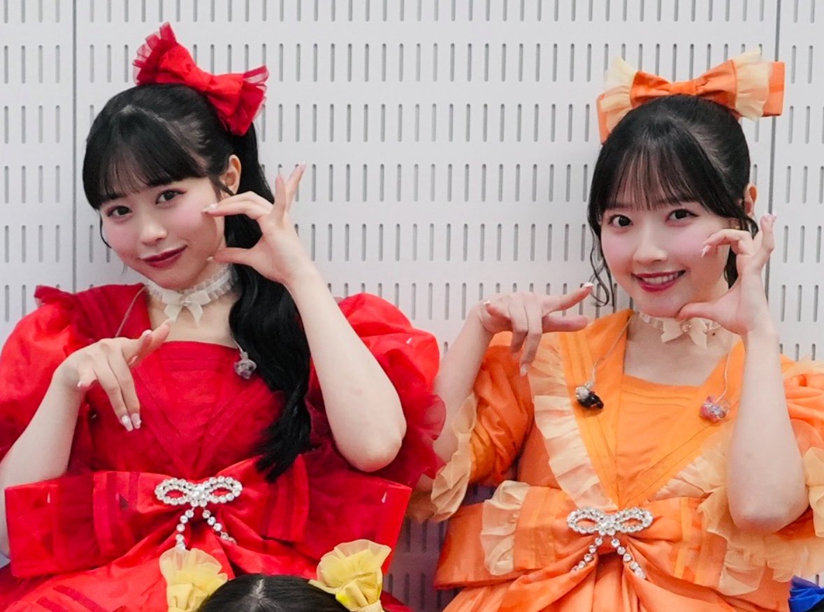 並んじゃってる🤦🏻‍♀️🤦🏻‍♀️🤦🏻‍♀️ #佐野愛花 #川本笑瑠