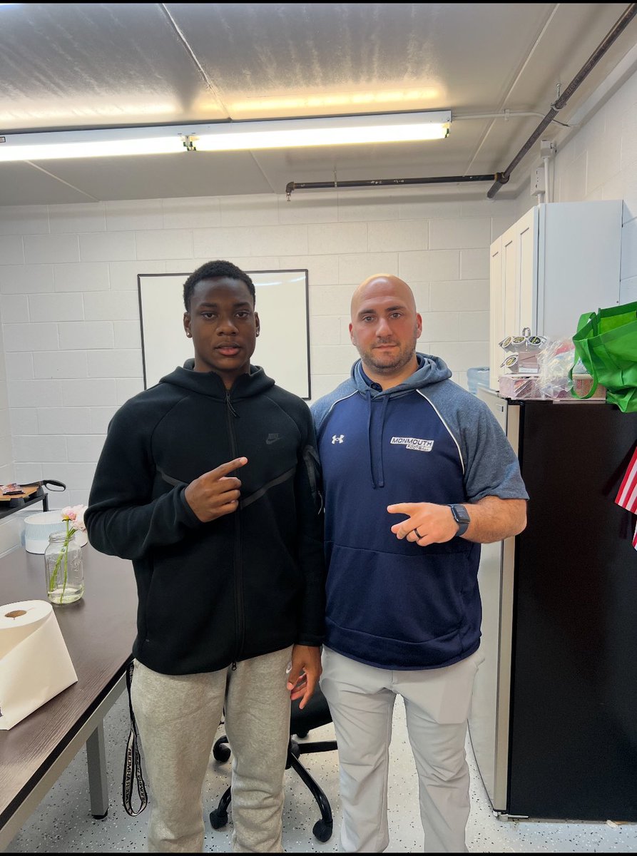 Tyler Owens (@tyler_owens1) on Twitter photo Appreciate <a href="/Coach_DiRienzo/">Lou DiRienzo Jr.</a> for stopping by yesterday ๐ฏ
<a href="/lew_walk7/">Lewis Walker</a> <a href="/CoachKDumas/">Kamau Dumas</a> <a href="/MUHawksFB/">Monmouth Football</a> Appreciate <a href="/Coach_DiRienzo/">Lou DiRienzo Jr.</a> for stopping by yesterday ๐ฏ
<a href="/lew_walk7/">Lewis Walker</a> <a href="/CoachKDumas/">Kamau Dumas</a> <a href="/MUHawksFB/">Monmouth Football</a>