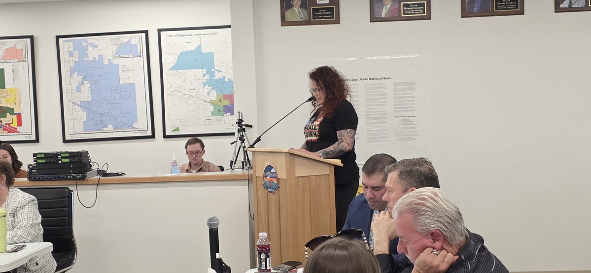 tvukich47's tweet image. Sen. Ant Thornton @ThorntonforNM and Rep. Stefani Lord @Lord4NM attended the Edgewood Town Hall Meeting to oppose the Campbell Ranch Development. It was packed with concerned residents and required an overflow area. The session is over but your elected officials never stop.