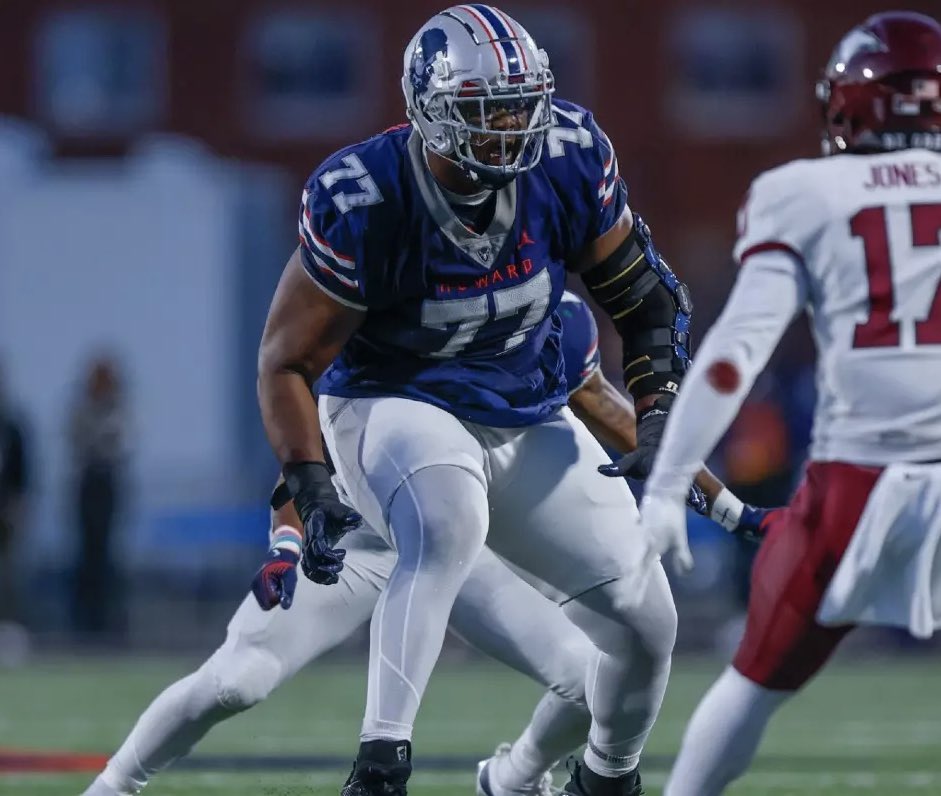 Ryan Moore 2027 (@moore0724ryan) on Twitter photo Blessed to receive an offer from Howard University! <a href="/CoachEricMiller/">COACH ERIC MILLER</a> <a href="/CoachSmiley983/">Coach Darius Smiley</a> <a href="/CoachWright615/">Steven Wright Jr.</a> <a href="/CoachGodfrey_27/">Coach Godfrey</a> <a href="/CoachBoHeard/">Coach Bo Heard</a> <a href="/CoachKBailey_5/">Karsten Bailey</a> <a href="/CoachHaywood7/">Tank Haywood</a> <a href="/CoachGotell/">S. Gotell, M. Ed</a> <a href="/VonnJack2/">JV</a> <a href="/BoozerRicky/">Coach Ricky Boozer</a> <a href="/creeksrecruits/">Sandy Creek FB Recruiting</a> Blessed to receive an offer from Howard University! <a href="/CoachEricMiller/">COACH ERIC MILLER</a> <a href="/CoachSmiley983/">Coach Darius Smiley</a> <a href="/CoachWright615/">Steven Wright Jr.</a> <a href="/CoachGodfrey_27/">Coach Godfrey</a> <a href="/CoachBoHeard/">Coach Bo Heard</a> <a href="/CoachKBailey_5/">Karsten Bailey</a> <a href="/CoachHaywood7/">Tank Haywood</a> <a href="/CoachGotell/">S. Gotell, M. Ed</a> <a href="/VonnJack2/">JV</a> <a href="/BoozerRicky/">Coach Ricky Boozer</a> <a href="/creeksrecruits/">Sandy Creek FB Recruiting</a>
