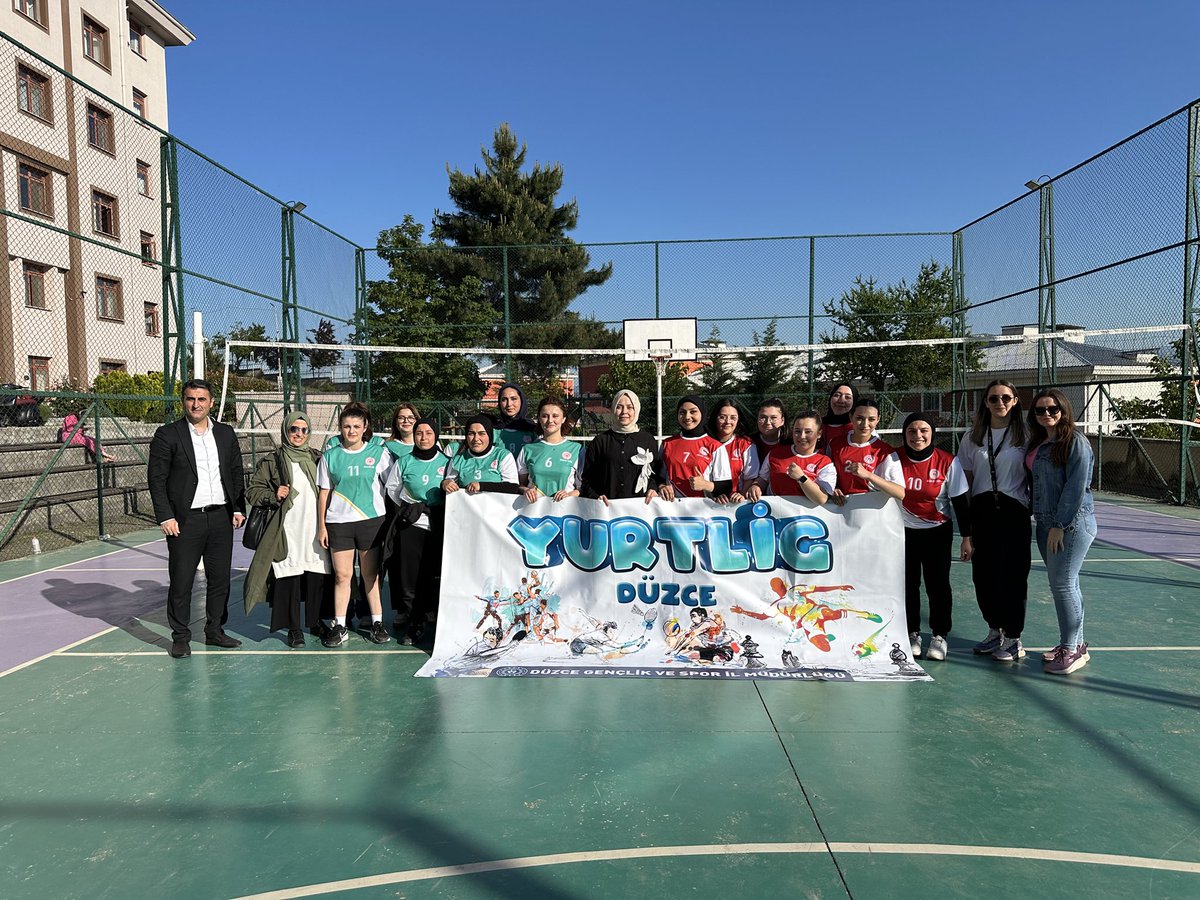GSB Düzce Yurtları (@duzcekygm) on Twitter photo 15-21 Mayıs “Gençlik Haftası” kapsamında Mahpeyker ve Konuralp Yurdu öğrencilerimiz dostluk maçında buluştu.☺️
@oa_bak
<a href="/gencliksporbak/">Gençlik ve Spor Bakanlığı 🇹🇷</a> 15-21 Mayıs “Gençlik Haftası” kapsamında Mahpeyker ve Konuralp Yurdu öğrencilerimiz dostluk maçında buluştu.☺️
@oa_bak
<a href="/gencliksporbak/">Gençlik ve Spor Bakanlığı 🇹🇷</a>