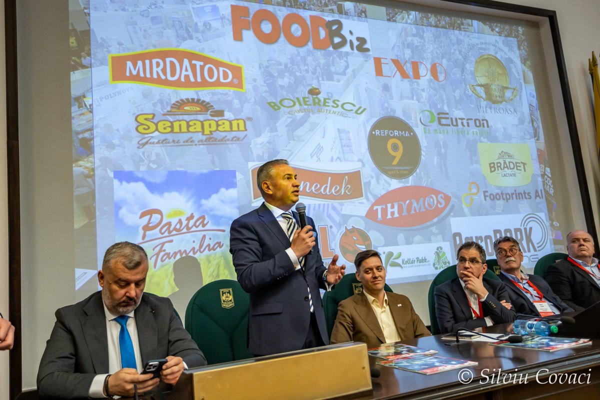 BenArdelean's tweet photo. It was a privilege to participate in #FoodIntelForum - a key platform for discussing #FoodPolicy & the future of #AgTech. Strategic collaboration is essential for sustainable growth in the #FoodIndustry.
#Agriculture #AI https://t.co/gwYy0A4Vey