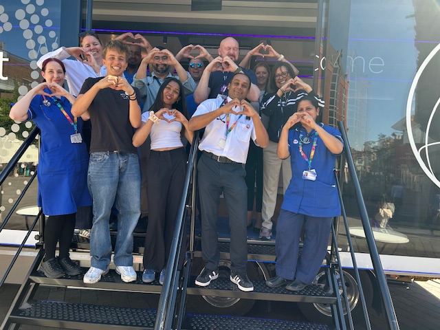 Leicester's Hospitals (@leic_hospital) on Twitter photo Hundreds of people benefitted from a free heart health check in Leicester city centre on Wednesday as part of an initiative to improve early detection. The event was organised by our cardiology team in partnership with <a href="/UkValve/">ValveForLifeUK</a>.
Read more: leicestershospitals.nhs.uk/aboutus/our-ne… Hundreds of people benefitted from a free heart health check in Leicester city centre on Wednesday as part of an initiative to improve early detection. The event was organised by our cardiology team in partnership with <a href="/UkValve/">ValveForLifeUK</a>.
Read more: leicestershospitals.nhs.uk/aboutus/our-ne…