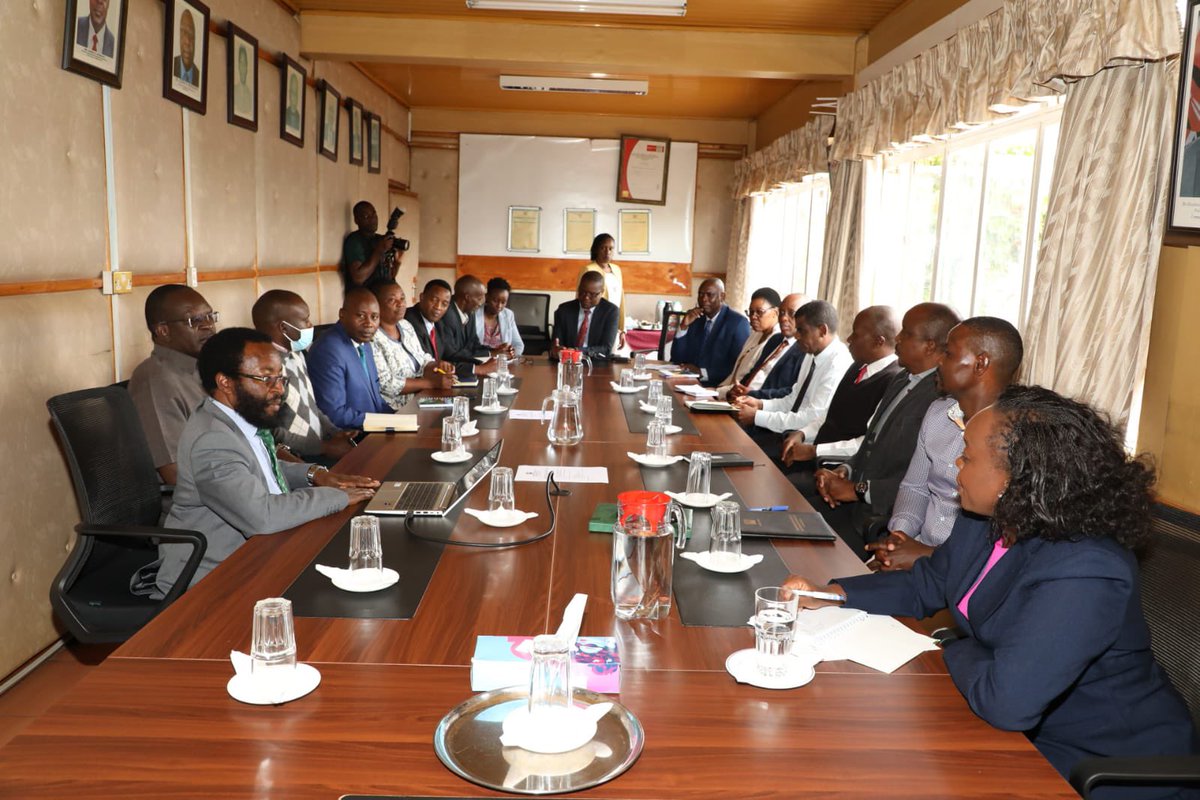 Kenya Met Department 🇰🇪 (@meteokenya) on Twitter photo Official Visit by the Cabinet Secretary for Environment, Climate Change and Forestry 🌍🌦️🇰🇪
This morning, 16th May 2025 – Nairobi, KMD Headquarters, the Kenya Meteorological Department (<a href="/MeteoKenya/">Kenya Met Department 🇰🇪</a>) was honoured to host Dr. Deborah Barasa (<a href="/DeboraBarasa/">Dr Deborah Mlongo Barasa</a>), Cabinet Secretary for Official Visit by the Cabinet Secretary for Environment, Climate Change and Forestry 🌍🌦️🇰🇪
This morning, 16th May 2025 – Nairobi, KMD Headquarters, the Kenya Meteorological Department (<a href="/MeteoKenya/">Kenya Met Department 🇰🇪</a>) was honoured to host Dr. Deborah Barasa (<a href="/DeboraBarasa/">Dr Deborah Mlongo Barasa</a>), Cabinet Secretary for