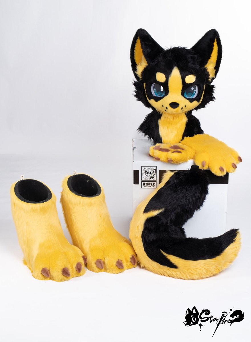 StarFire角色展示✦嵐木

🐾SID.000015
🐾种族: 犬

--------------------
StarFire奇幻工坊

#Furry# #Fursuit# #StarFire#
