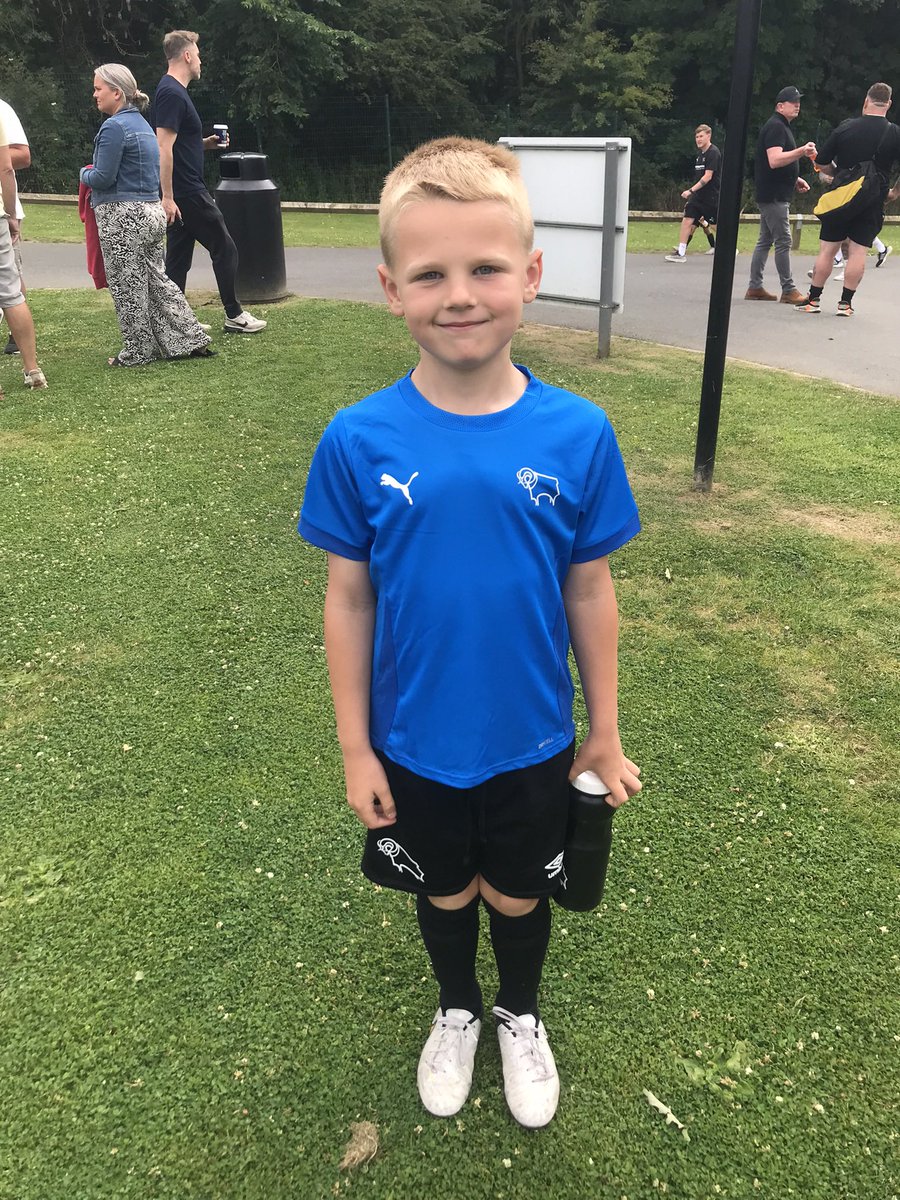 Adam Smith tweet media