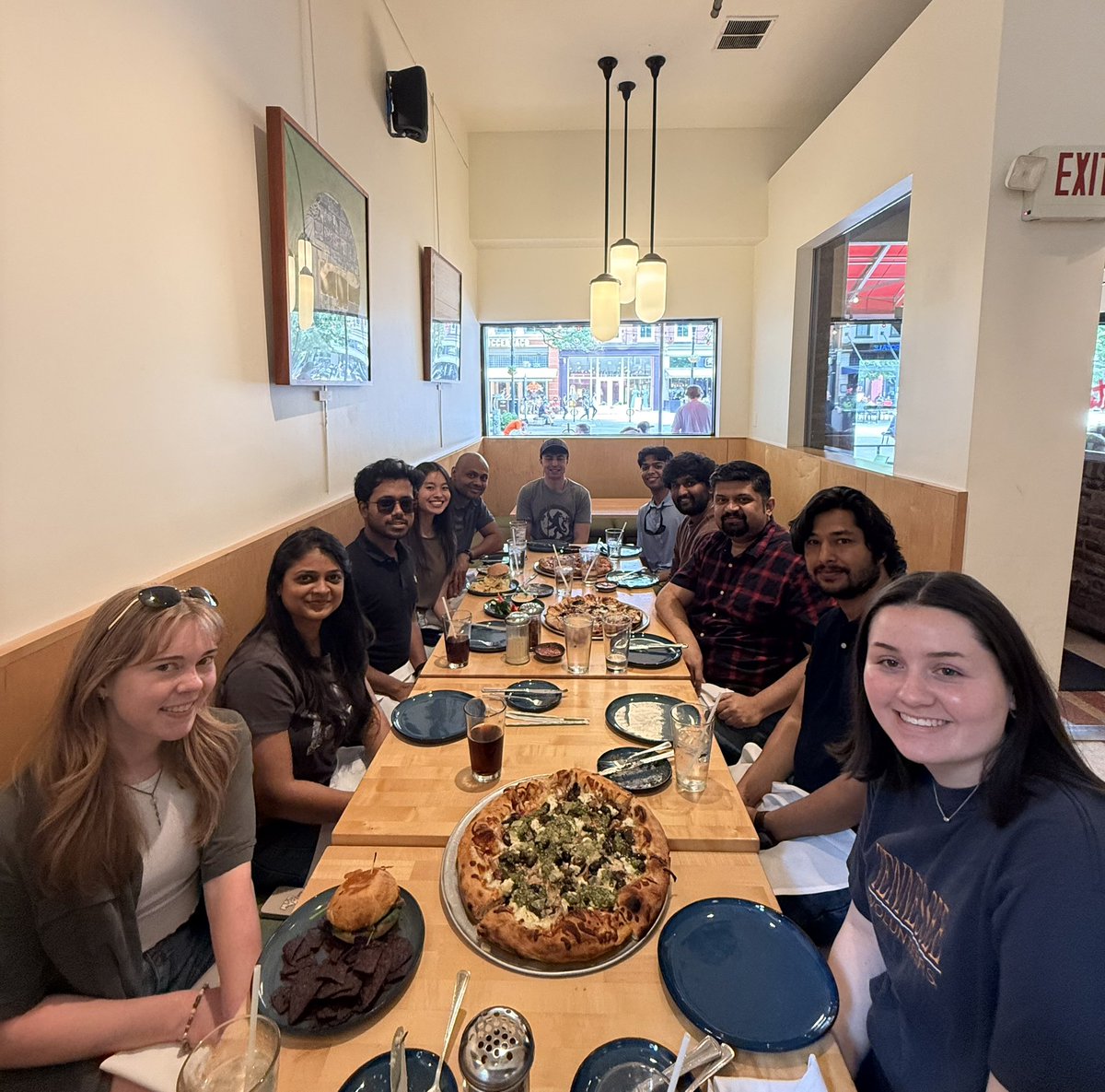 amtya21's tweet image. Fun end of the semester outing with the lab.
