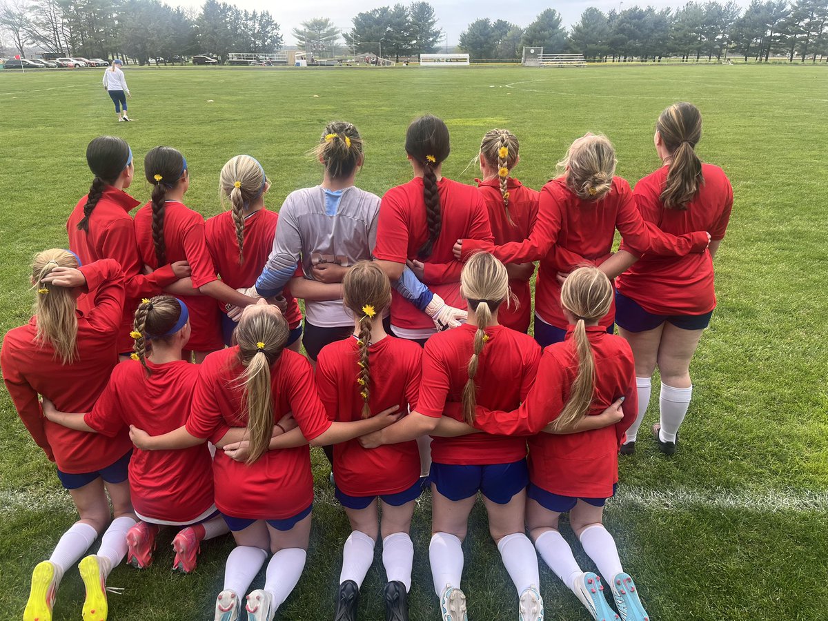 Regional game!
🆚 Maryville Christian HS
⏰ 7pm
📍 Father McGivney HS 
Cash admission $7
⚽️♥️💛💙 #thinkbig
<a href="/RoxanaAthletics/">Shell Nation</a> <a href="/RHS_Shells/">Roxana High School</a> <a href="/the_reef_roxana/">the.reef.roxana</a> <a href="/roxana_soccer/">Roxana Soccer</a>