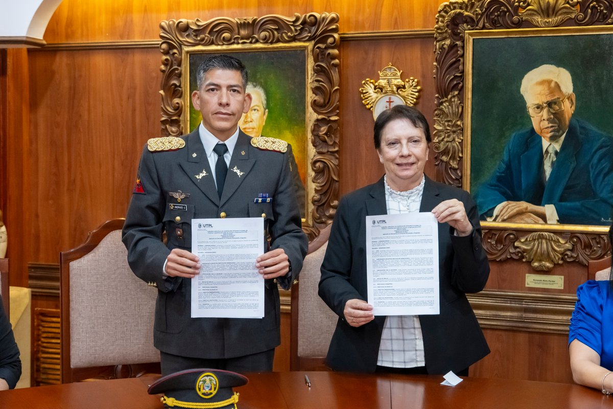utplvinculacion's tweet photo. 🤝 La #UTPL firmó convenios con:
🏡 Federación de Corredores de Bienes Raíces: becas y formación para el sector inmobiliario.
🎖️ Colegio Militar n.º 5: acceso a becas, pasantías, bolsa de empleo y proyectos de vinculación.
¡Impulsamos educación con propósito!
 #VincualciónUTPL https://t.co/c66Da0XqPm