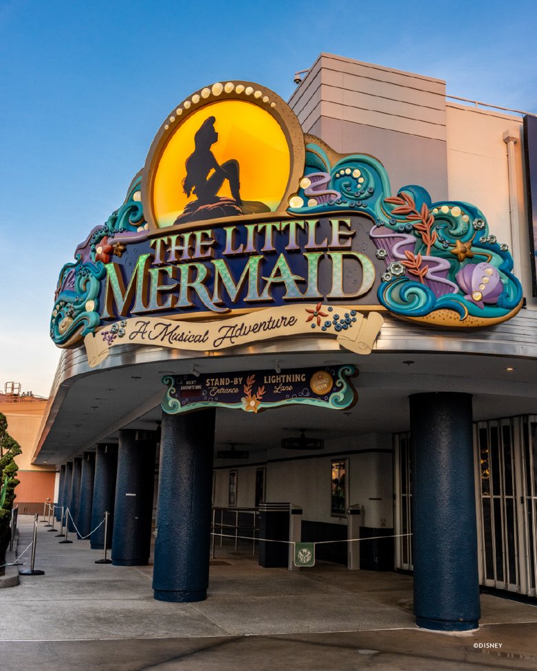 Disney Parks tweet media