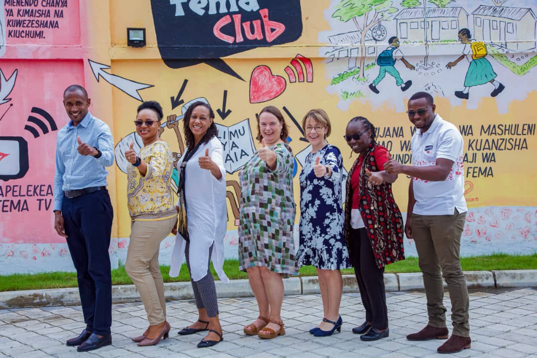 IrlEmbTanzania's tweet photo. Today Ambassador Brennan visited our partner @FeminaTz to learn about the approach Femina is using in engaging with adolescents to promote equitable access to SRHR information and services in Tanzania. https://t.co/rK2l8LiGhs