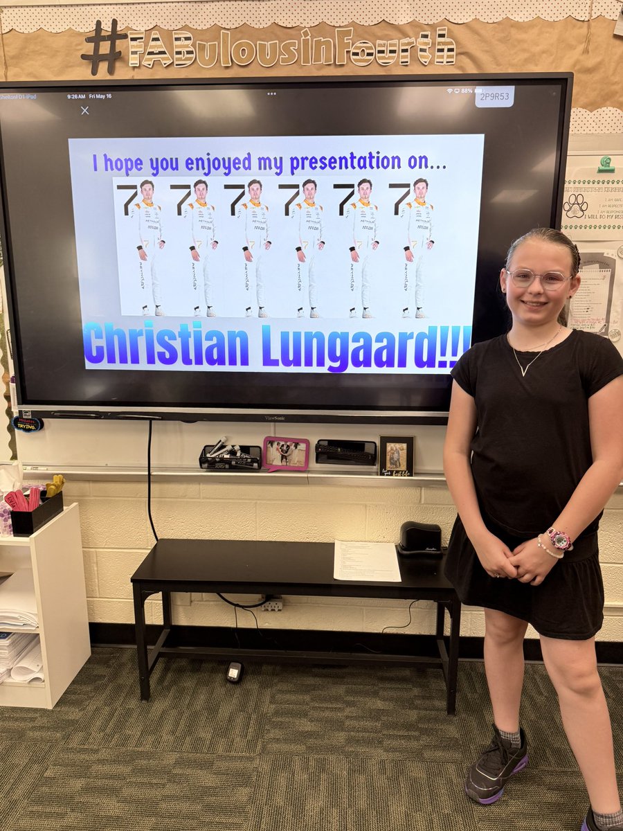Love <a href="/IndyCar/">NTT INDYCAR SERIES</a> driver classroom presentations!🥰🏎️🏁

<a href="/lundgaardoff/">Christian Lundgaard</a> is up!🧡

#FABulousinFourth