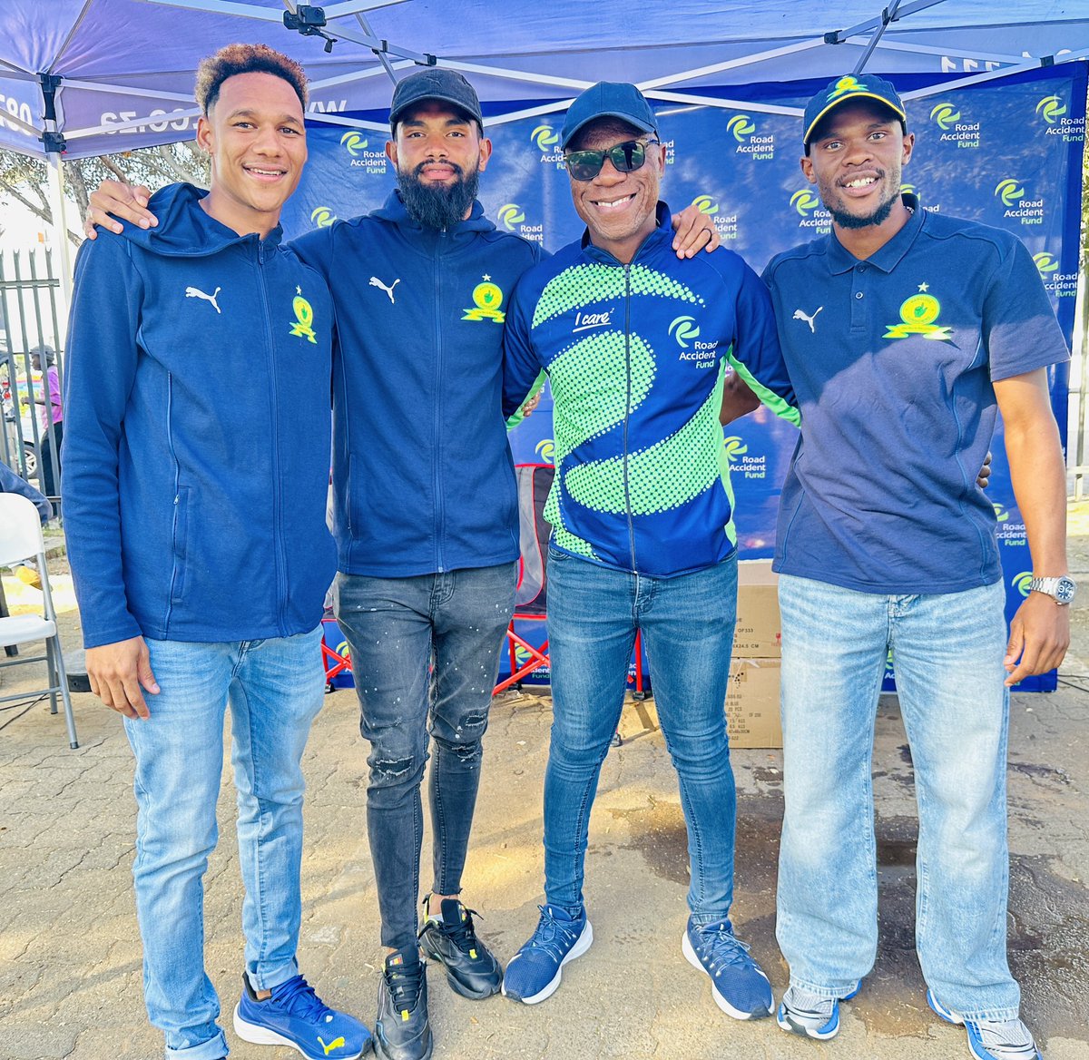 The Road Accident Fund (@raf_sa) on Twitter photo Thank you Denlyn Mall for your participation today! Remember these important #RoadSafety tips when heading to the stadium:
🚶♂️ If drinking, avoid walking near busy roads.
🚗 Never drink and drive—plan for a sober ride.
😴 Stay rested to prevent fatigue on the road.
<a href="/Masandawana/">Mamelodi Sundowns FC</a> Thank you Denlyn Mall for your participation today! Remember these important #RoadSafety tips when heading to the stadium:
🚶♂️ If drinking, avoid walking near busy roads.
🚗 Never drink and drive—plan for a sober ride.
😴 Stay rested to prevent fatigue on the road.
<a href="/Masandawana/">Mamelodi Sundowns FC</a>