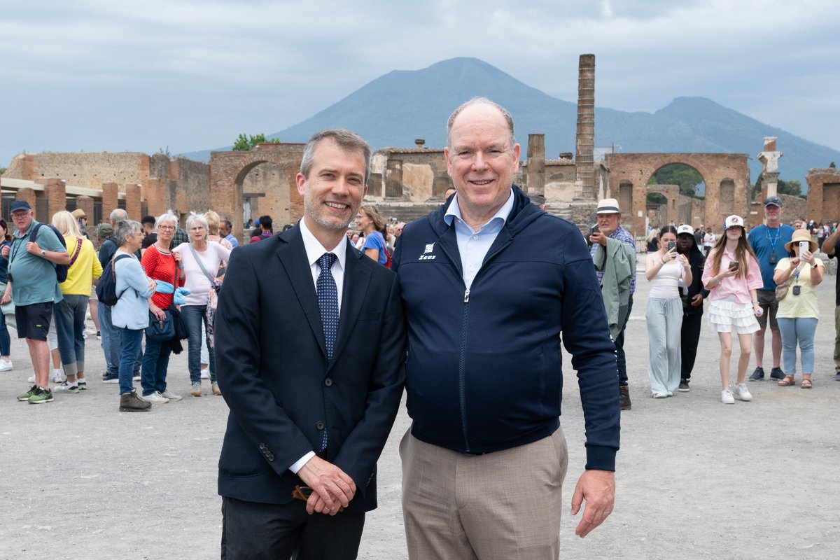 repairproject21's tweet photo. His Serene Highness Prince Albert of Monaco visited yesterday the Archaeological Park of Pompeii led by General Director Gabriel Zuchtriegel.
During the visit was also visited Casina Rustica where the robot platform of the Repair project is tested.
#repairproject https://t.co/7cU8laTByI