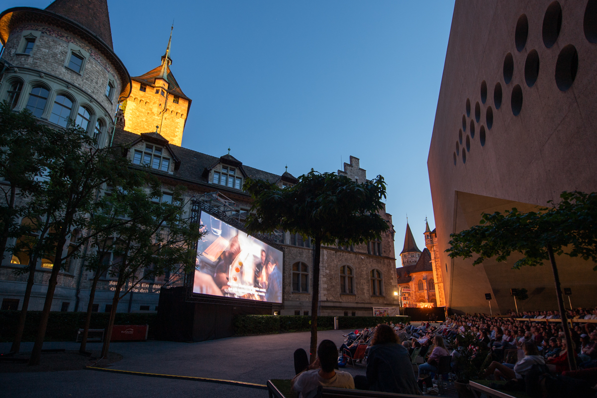 eyevipcloud's tweet photo. Lust auf einen Sommerabend im @hofkino? Kommentiere. Wir verlosen 5 x 2 Freikartencodes für Dich und Deine Begleitung! 🎥

Das @hofkino setzt im Bereich Einladungs- und Teilnehmendenmanagement auf eyevip und heute wird das Filmprogramm veröffentlicht! https://t.co/Nc8ng9ppyu🙌 https://t.co/bFZfAhRm4z