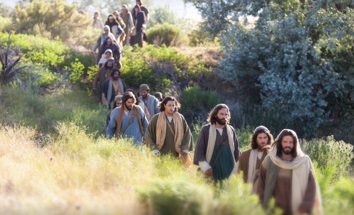 jgsphd's tweet photo. Following a list or following...Jesus? A friendly reminder— https://t.co/Flss4DVnt3 https://t.co/VFsZaJ4Fau