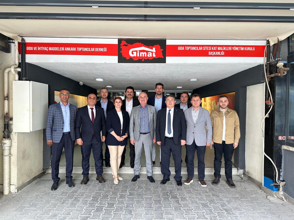 Deva Partisi Genel Başkan Yardımcısı Sn. İbrahim Çanakçı, Ankara İl Başkanı Sn. Fatma Elçin Gülören ve Heyeti Gimat Başkanımız Sn. Recai Kesimal’ı Makamında Ziyaret Ettiler. Kendilerine Bu Nazik Ziyaretlerinden Dolayı  Gimat Ailesi Adına Teşekkür Ederiz.