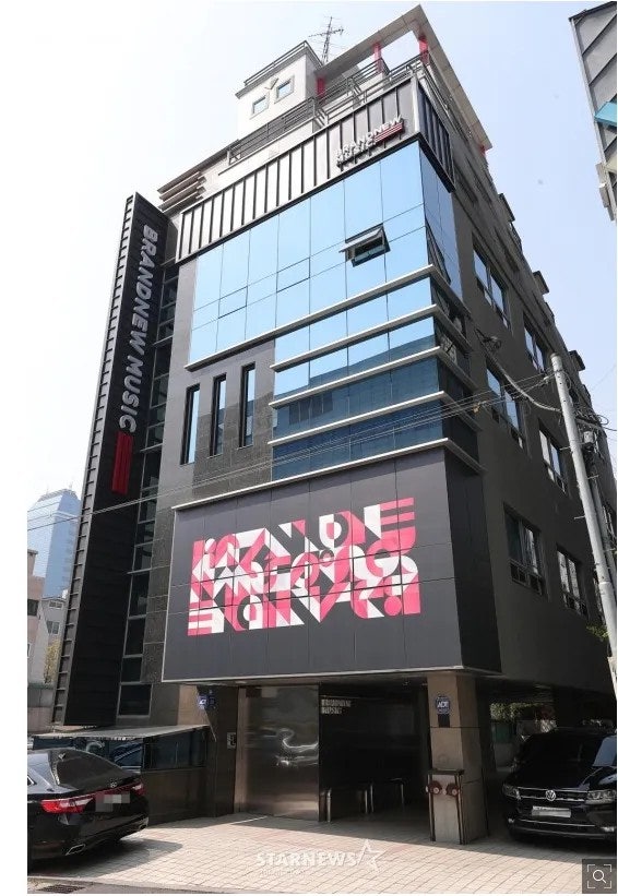 AB6IX INTERNATIONAL tweet media