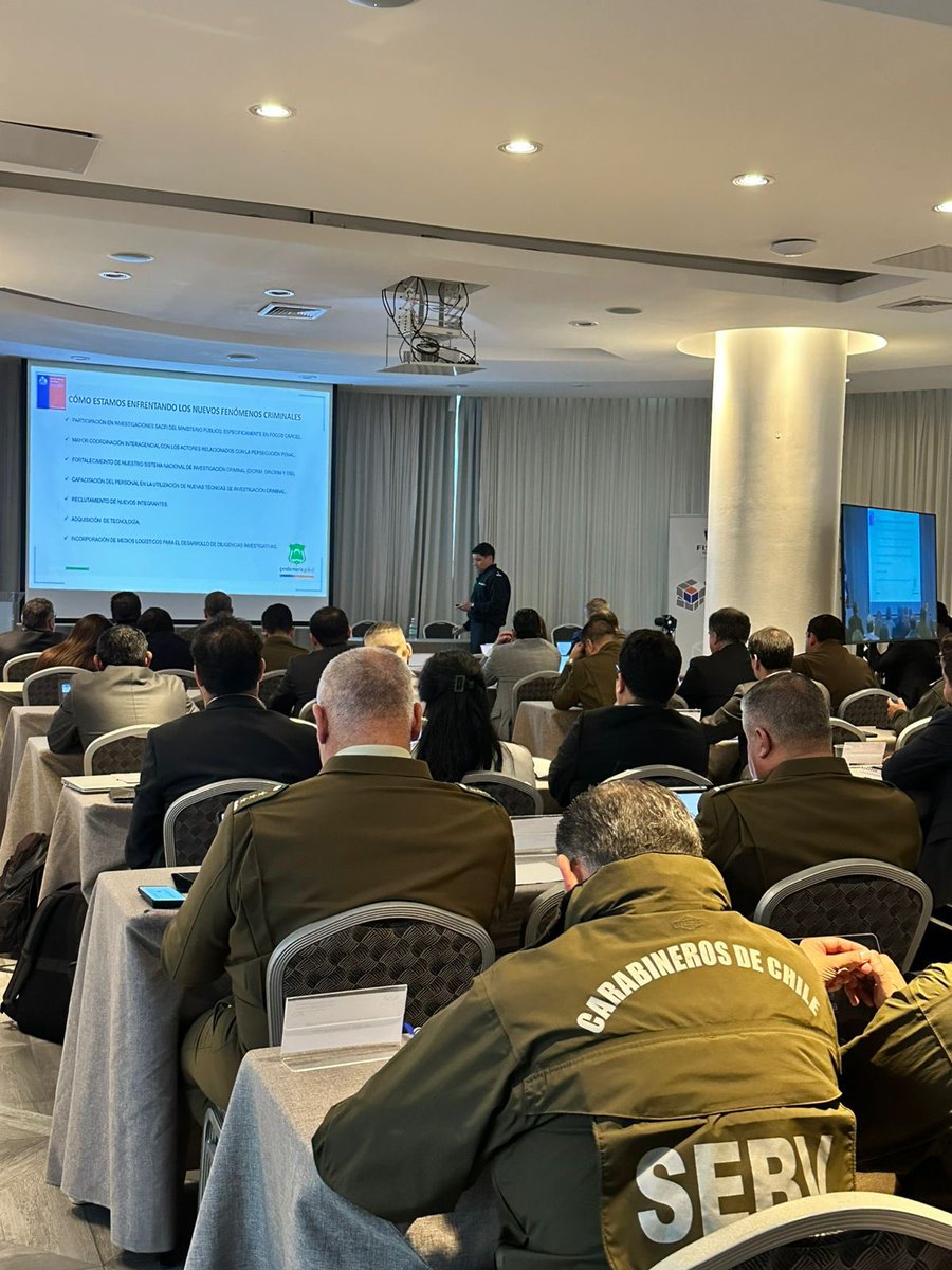 🟢Estamos presentes en el encuentro de la Macrozona norte organizado por la <a href="/FRANTOFAGASTA/">Fiscalía Regional de Antofagasta</a> orientado a la investigación patrimonial, en contexto del crimen organizado. Gendarmería a través de su departamento de investigación criminal expone el trabajo que realiza la institución.