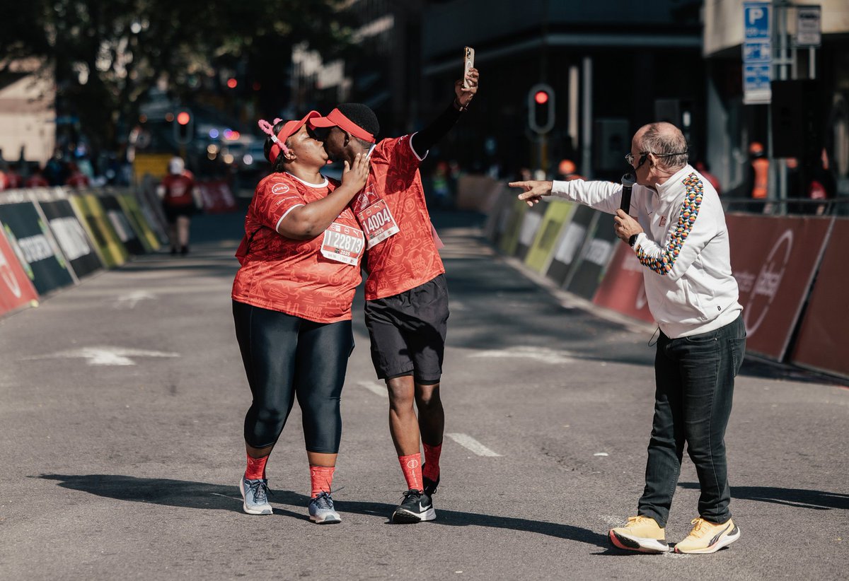 NowInSA's tweet photo. The medals have been handed out—but the stories endure.
Elite runners shattered records &amp; limits at #AbsaRunYourCity #CapeTown10K, proving just how powerful homeground support can be ❣️💯
#YourStoryMatters  @AbsaSouthAfrica
#NOWinSA #StoriesShapingSAToday https://t.co/BB517oOkuA