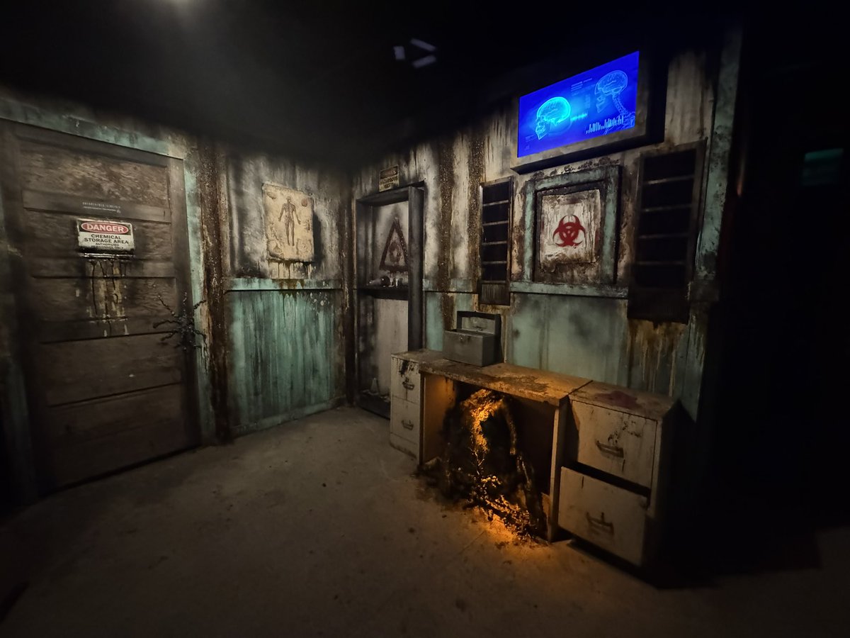 RED VEIN Haunt tweet media