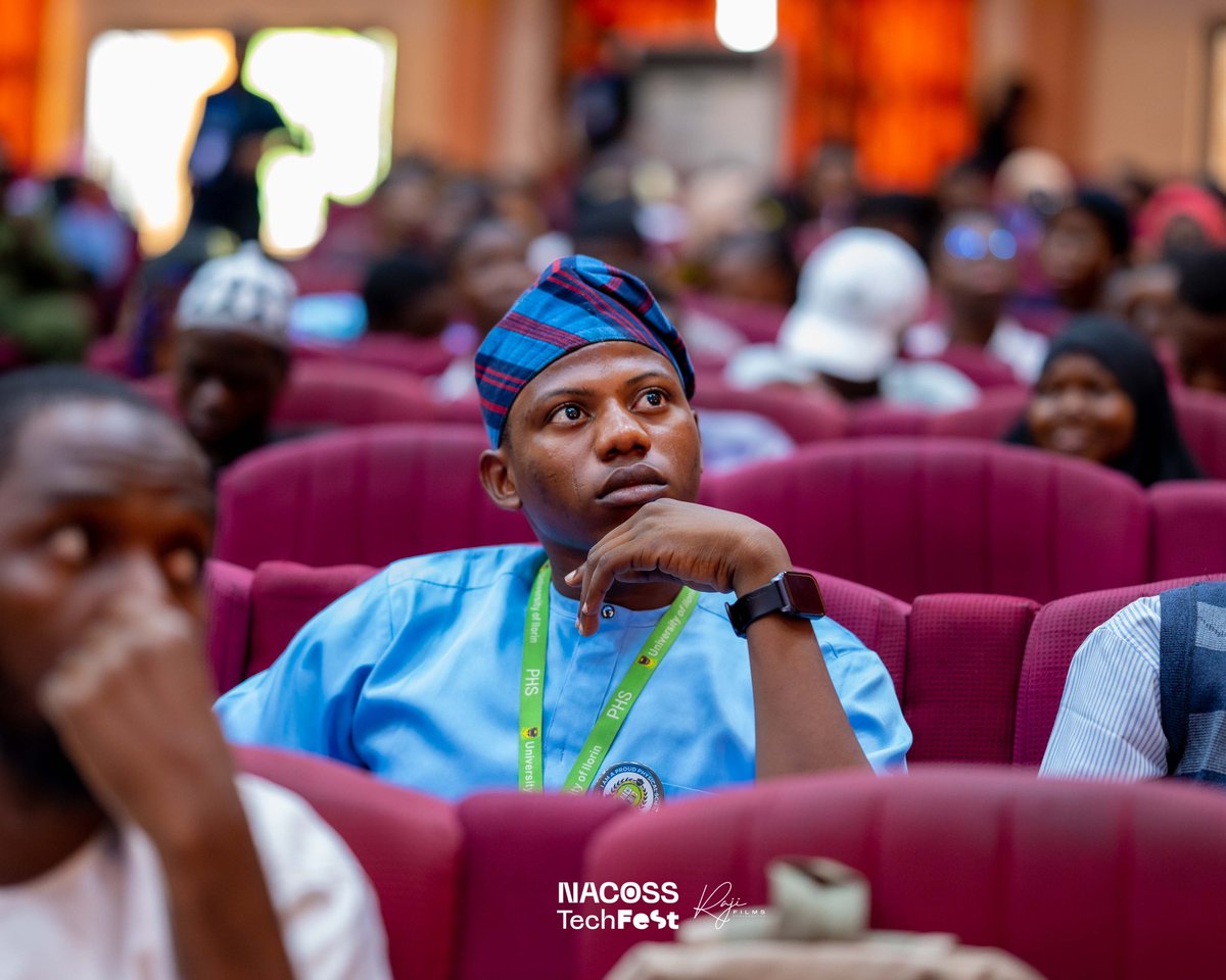 NACOSS_UIL's tweet image. Not just an audience — these were minds ready to learn, build and lead! 🤩🔥🔥

Here are a few snapshots of what that looked like at #NACOSSTechfest 1.0🚀

#NACOSSUnilorin 
#TechForGood 
#NACOSSSYNC