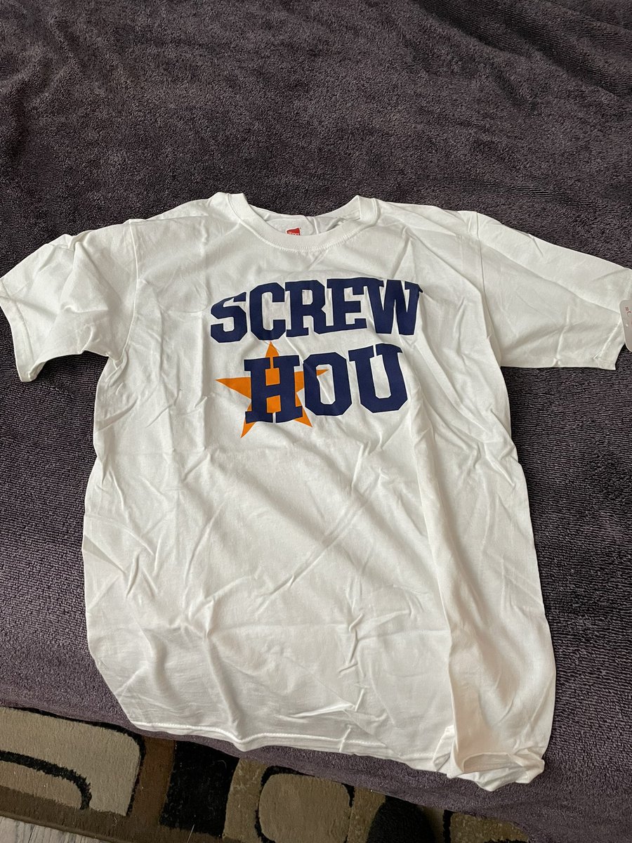 Thanks to <a href="/JimmyRandazzo/">Jimmy Randazzo</a> for the awesome shirt, Let’s go Yankees!