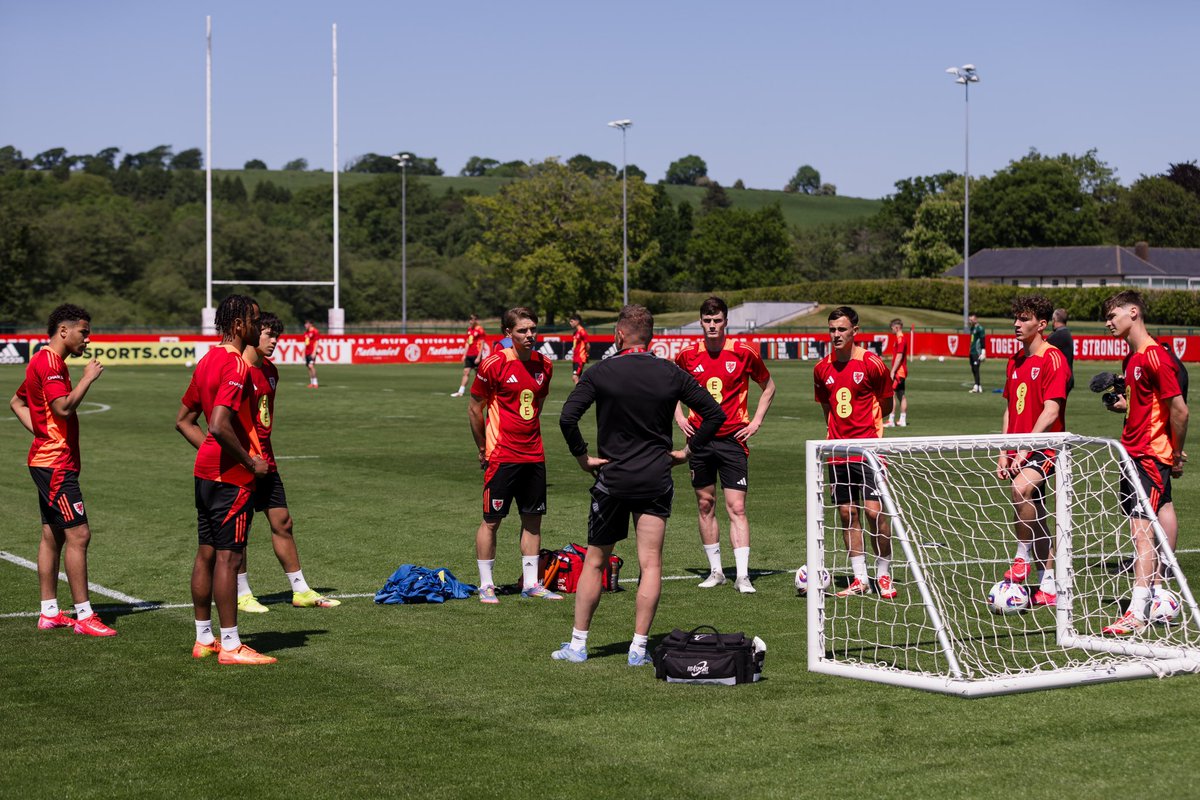 Cymru's tweet photo. The May camp begins! 👊 https://t.co/6JNP0JmS8j