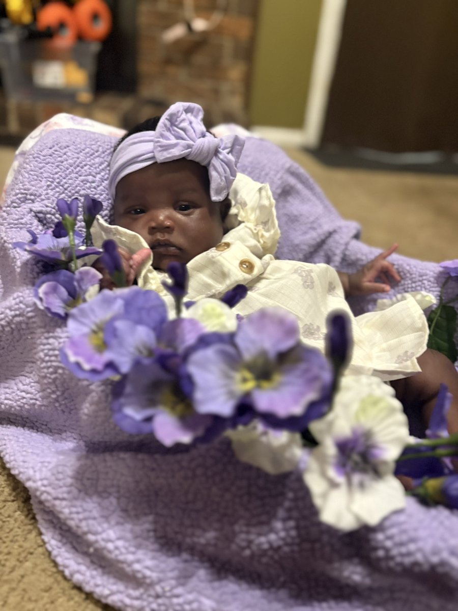 My baby makes 1 month today. It’s definitely been cool having her. 💕💕💕.  #girldad