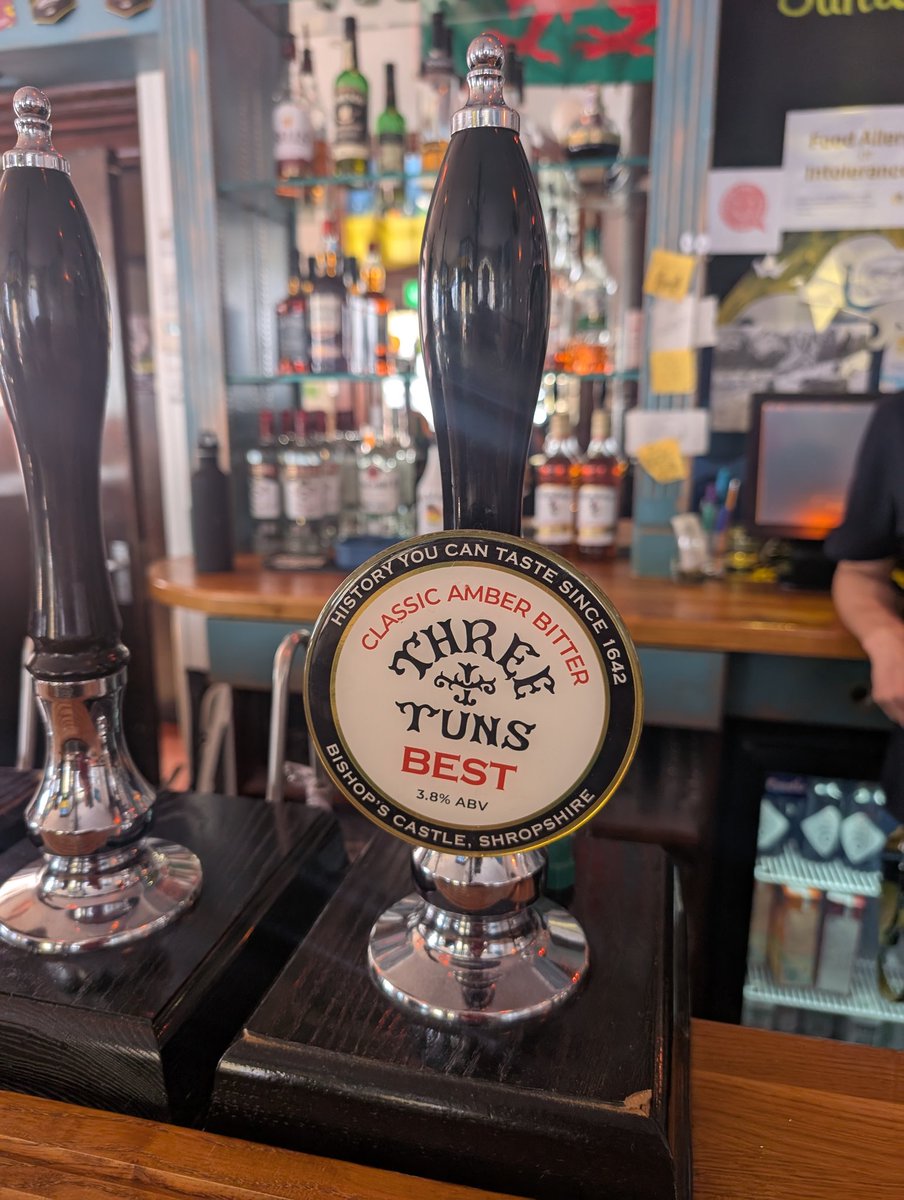 Cymro (@pubscymru) on Twitter photo Good to see #CastleHotel back serving real ales 🙏
Lovely pint of #Best by <a href="/ThreeTunsBrewer/">Three Tuns Brewery</a> Will have to stay for another 👍🍻🍻🍻🍻
#Aberystwyth #Ceredigion Good to see #CastleHotel back serving real ales 🙏
Lovely pint of #Best by <a href="/ThreeTunsBrewer/">Three Tuns Brewery</a> Will have to stay for another 👍🍻🍻🍻🍻
#Aberystwyth #Ceredigion