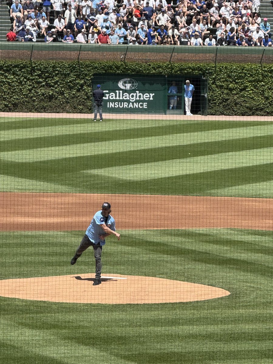 jworldmann's tweet photo. @M_Montemurro @xingonalove @MerdyWorld79 @JackieKostek @J_Steele21 @ZachZaidman @susiecardenas30 @hotpinkcubsgirl 
⚾️⚾️⚾️ https://t.co/RABD225LMG