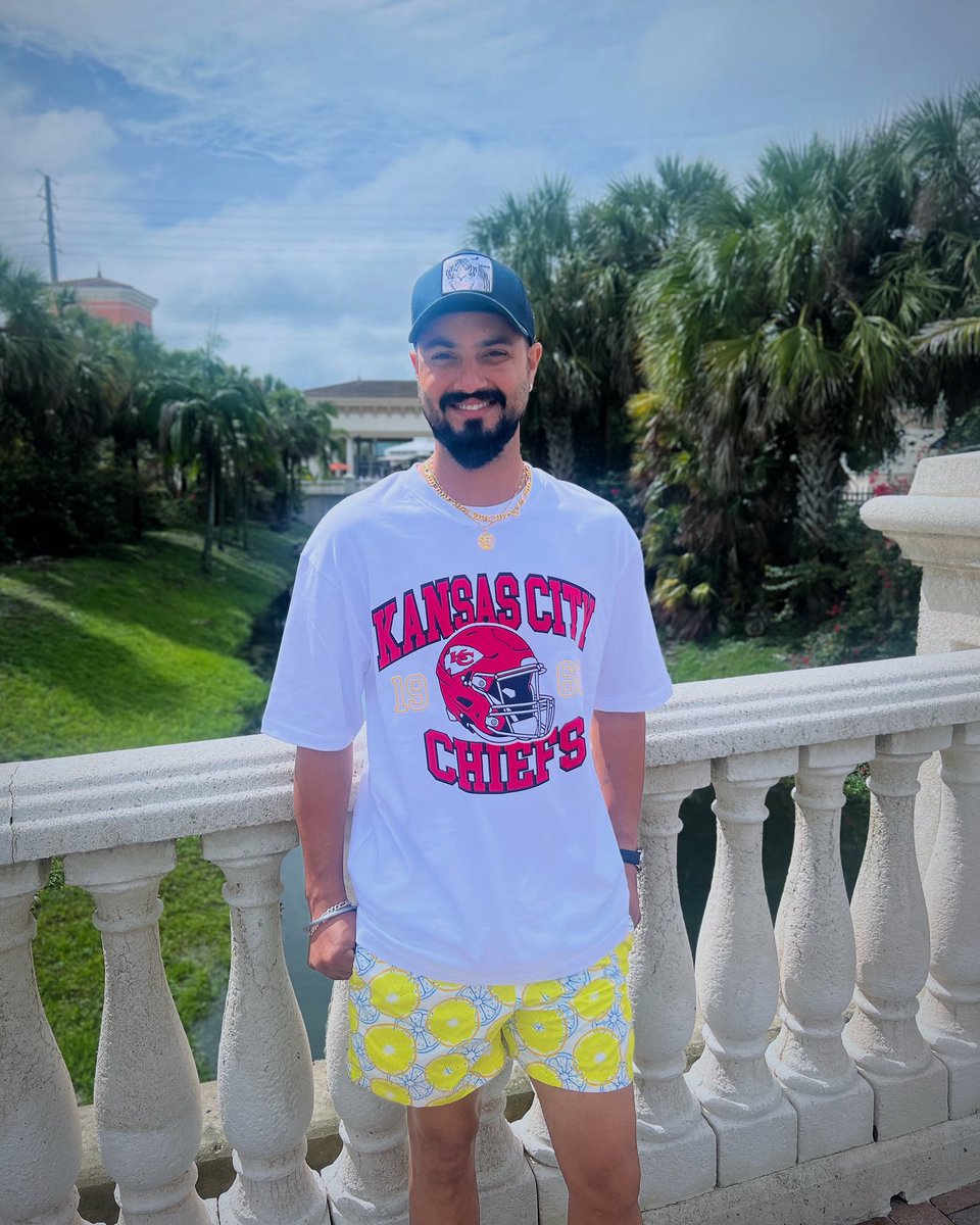 Sinking into Orlando 🇺🇸 #JS10 #Grateful #Fyp #Florida #USA