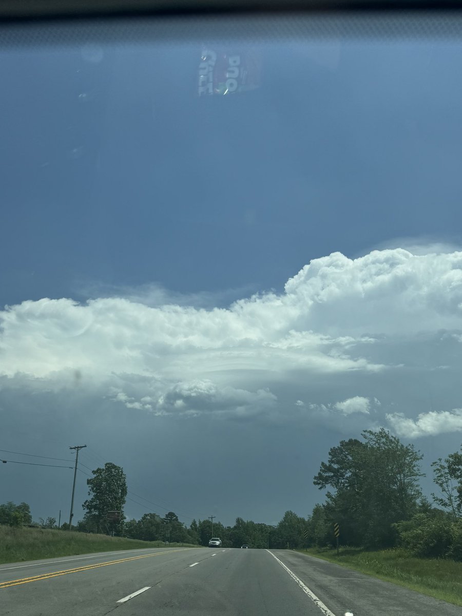ValNicoleF's tweet photo. @ToddYakoubian Heading into Clinton from the north https://t.co/qhf0xKBG8B