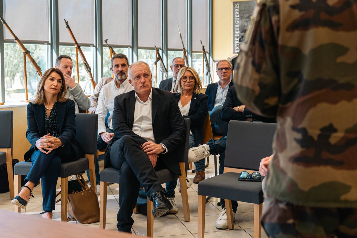 13eBCA's tweet image. Signature de 11 manifeste Pro Milès: c’est d’abord approfondir la connaissance mutuelle, et, favoriser l’ancrage local. En vue de contribuer  à la cohésion nationale, concrètement!

@Armees_Gouv 

#Partenariat #ArméeDeTerre