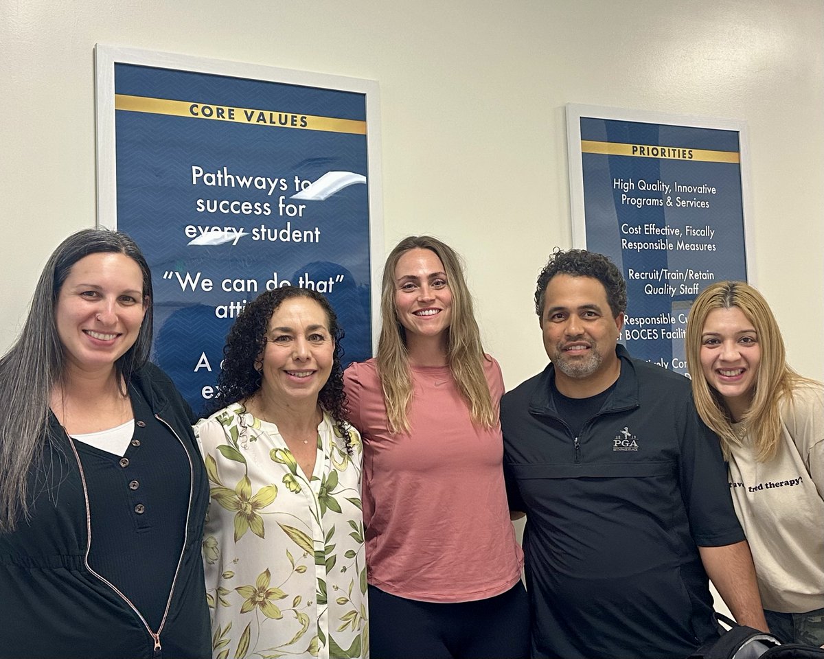 Monumental step forward: launched the Empowering Teens: Navigating Co-Occurring Disorders curriculum — using Opioid Settlement $$ to bring education on mental health challenges + substance use issues into classrooms. Grateful to all who support this work #CODAconnects #BeTheLink