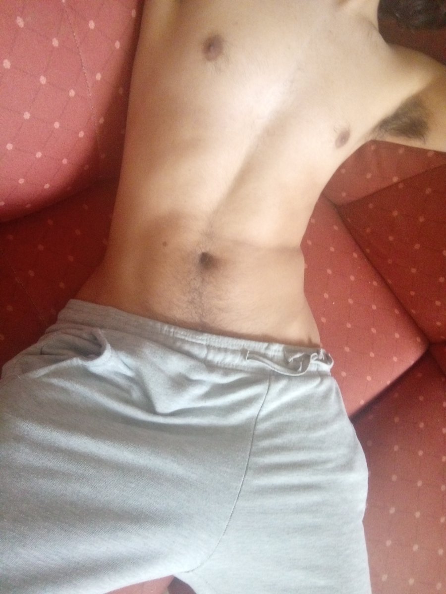 BigThickJohnny's tweet photo. Wanna chill? https://t.co/YVet4hxnCR