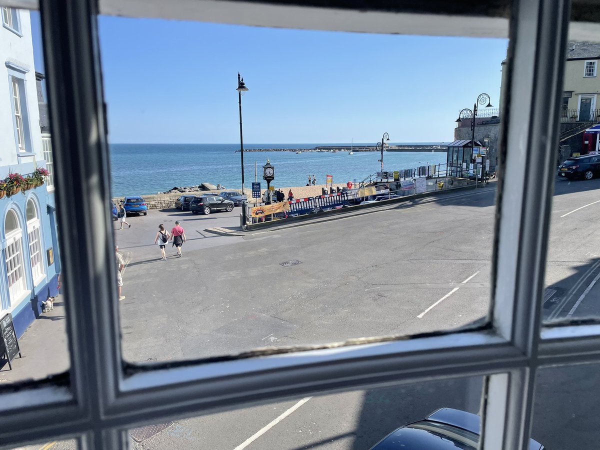 Tudor Evans tweet media